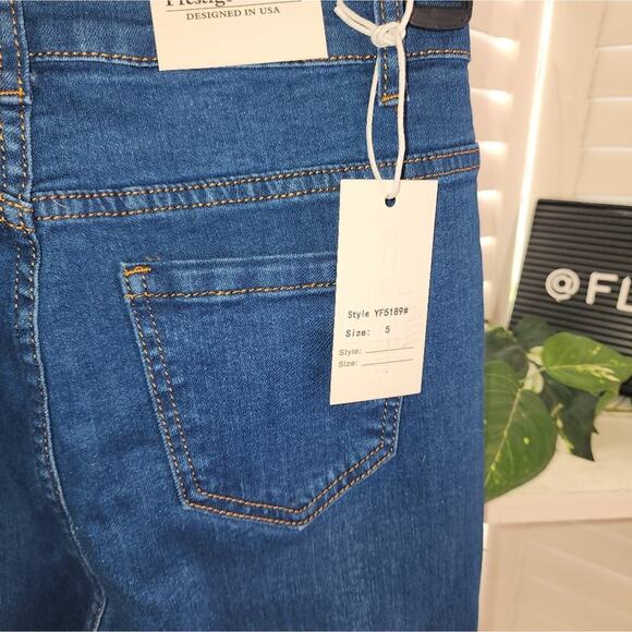 PRESTIGE DENIUM SIZE 5 DISTRESSED BLUE JEAN - Picture 4 of 7